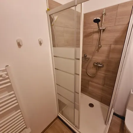 Detente & Proche Le Mans