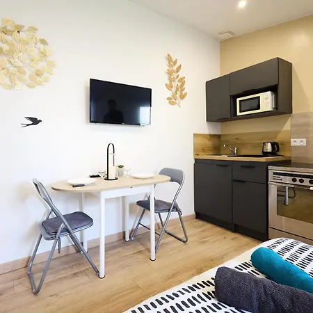 Vakantiehuis Cocon Jacuzzi Privatif - Proche Le Mans *