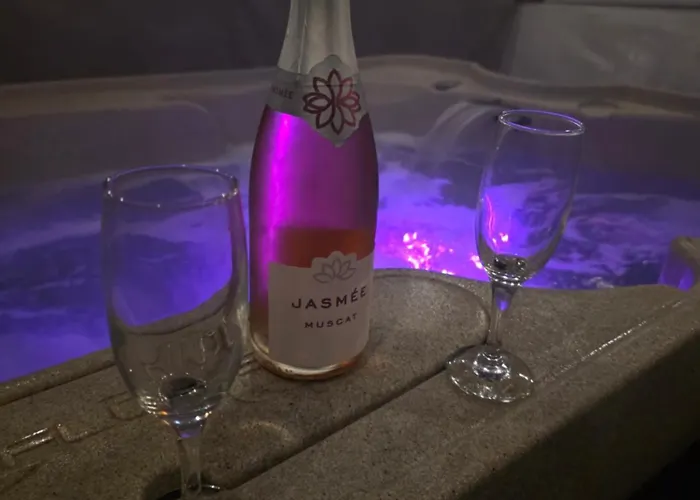 Cocon Jacuzzi Privatif - Proche Le Mans Vakantiehuis