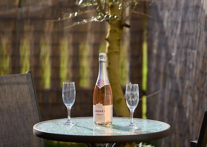 Vakantiehuis Cocon Jacuzzi Privatif - Proche Le Mans